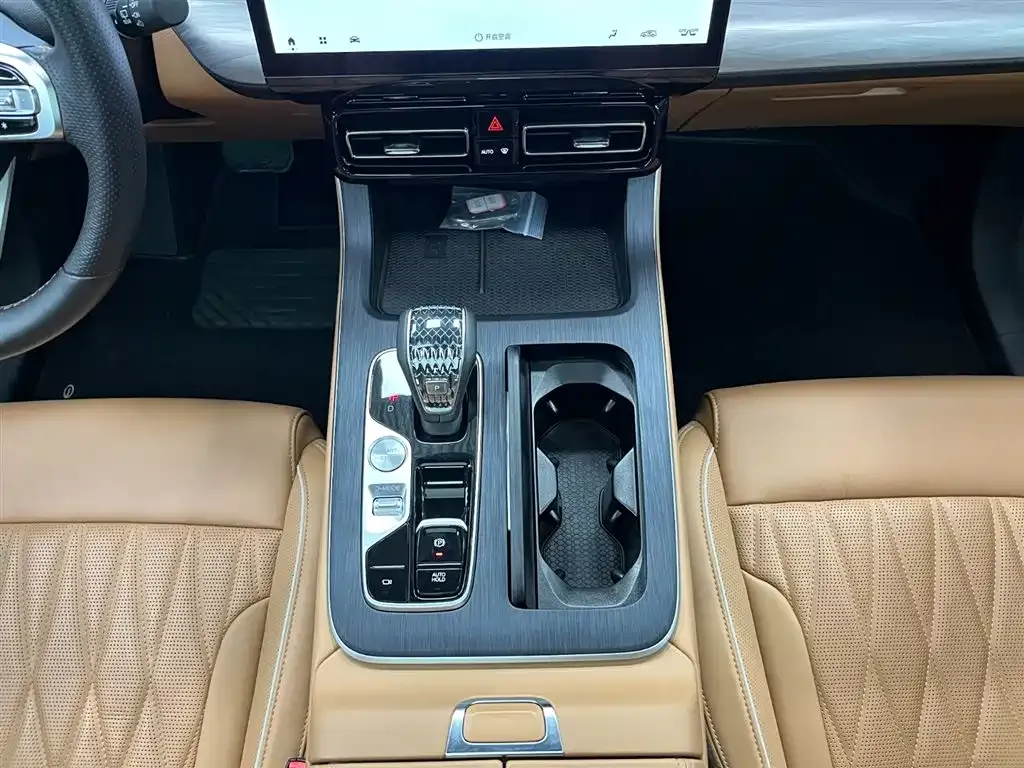GAC Motor Trumpchi GS8 — фото 8