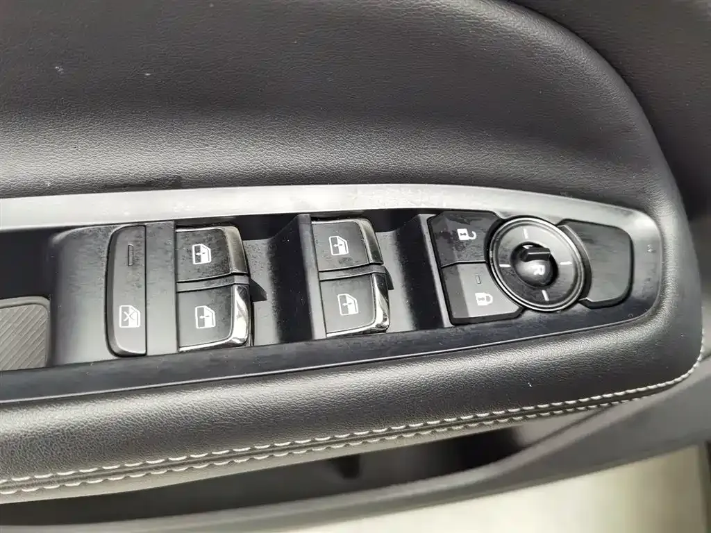 Ford Territory — фото 10