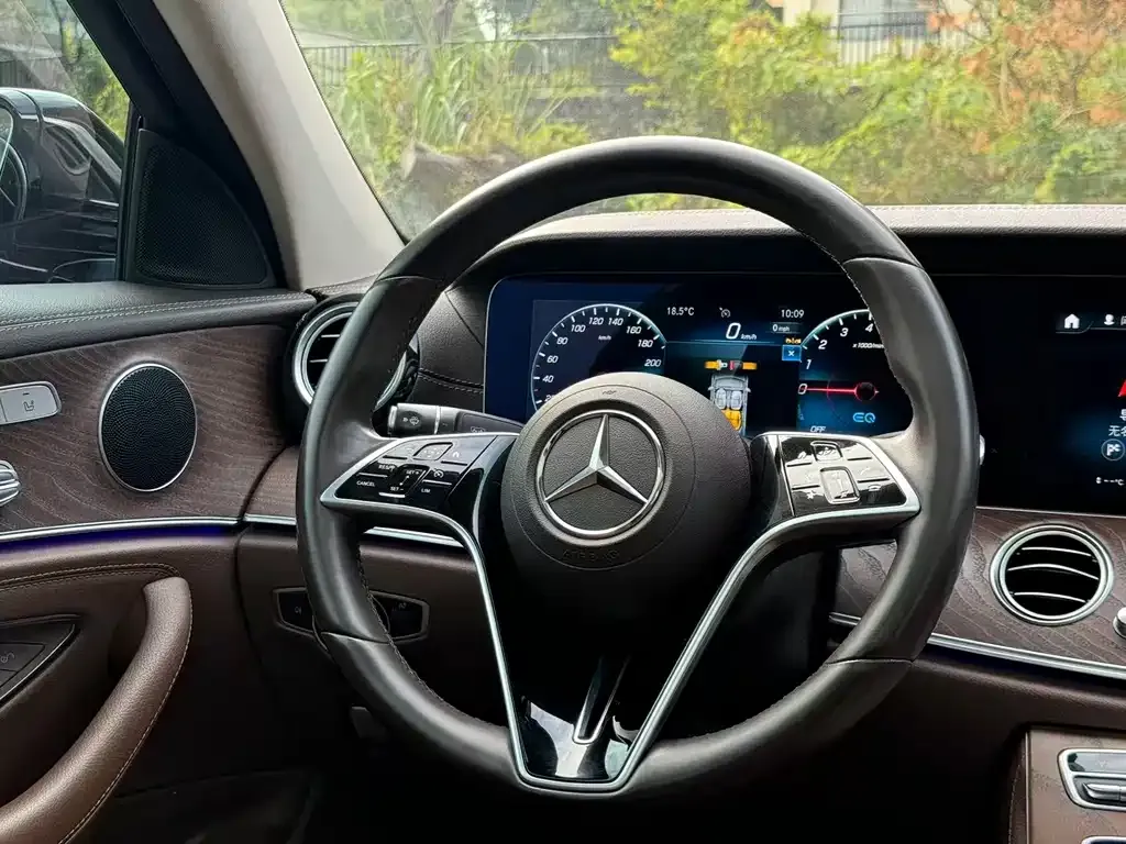 Mercedes-Benz E-Class New Energy — фото 4