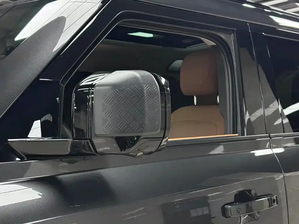 Land Rover Defender — фото 6