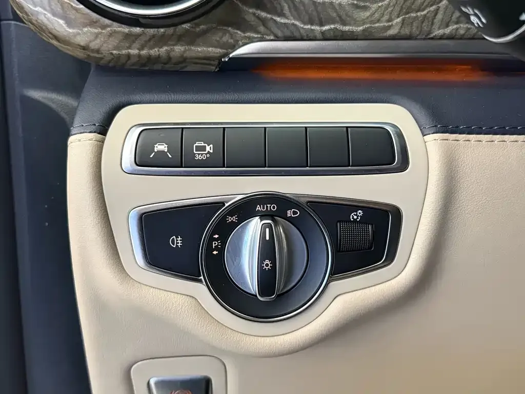 Mercedes-Benz V-Class — фото 3