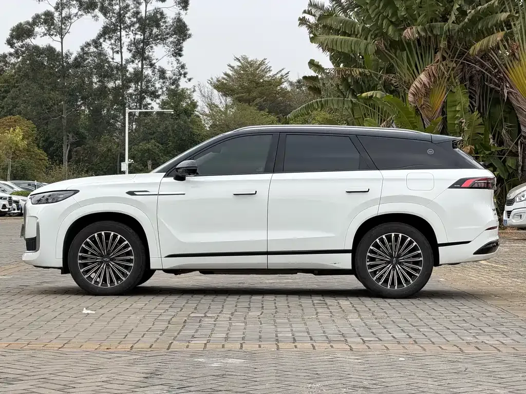 Chery Tiggo 9 C-DM — фото 8