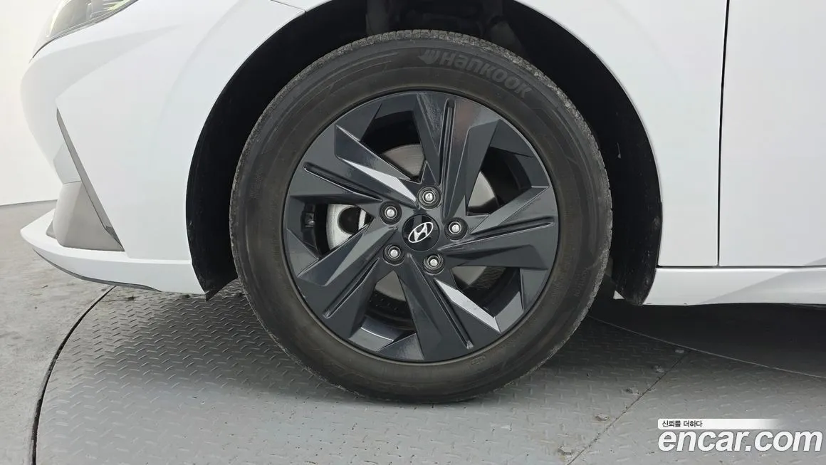 Hyundai AVANTE — фото 6