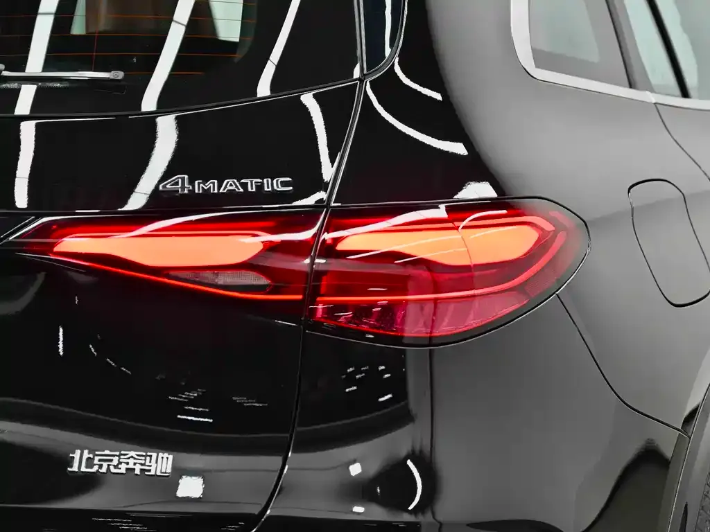 Mercedes-Benz GLC PHEV — фото 9