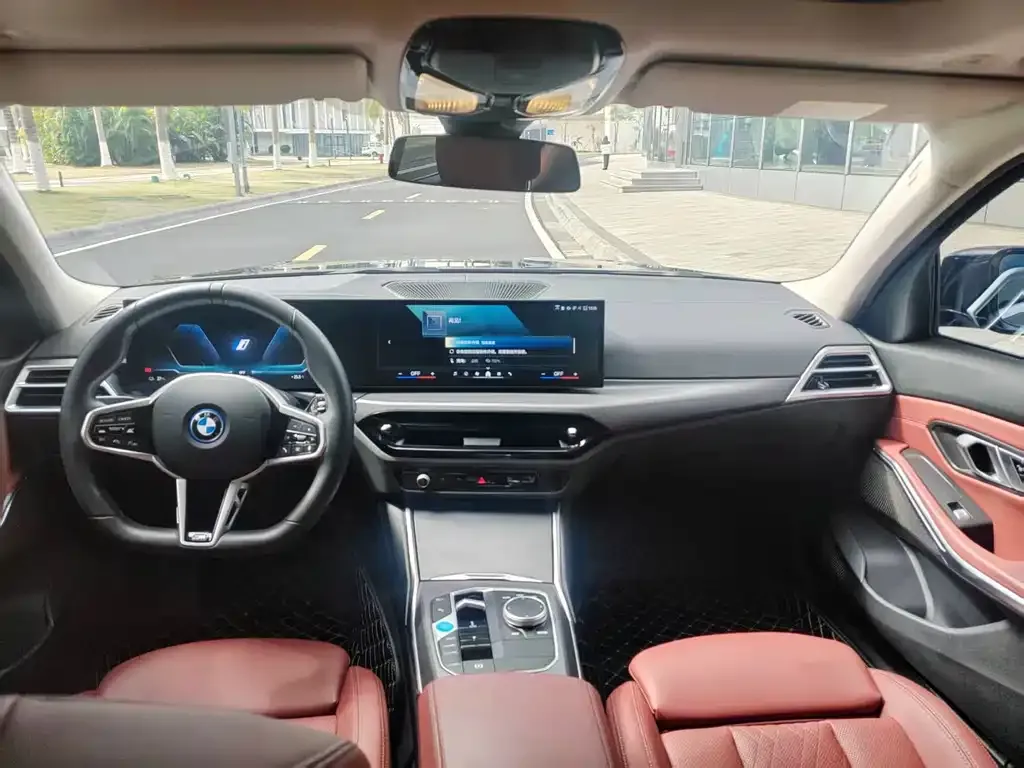 BMW i3 — фото 3