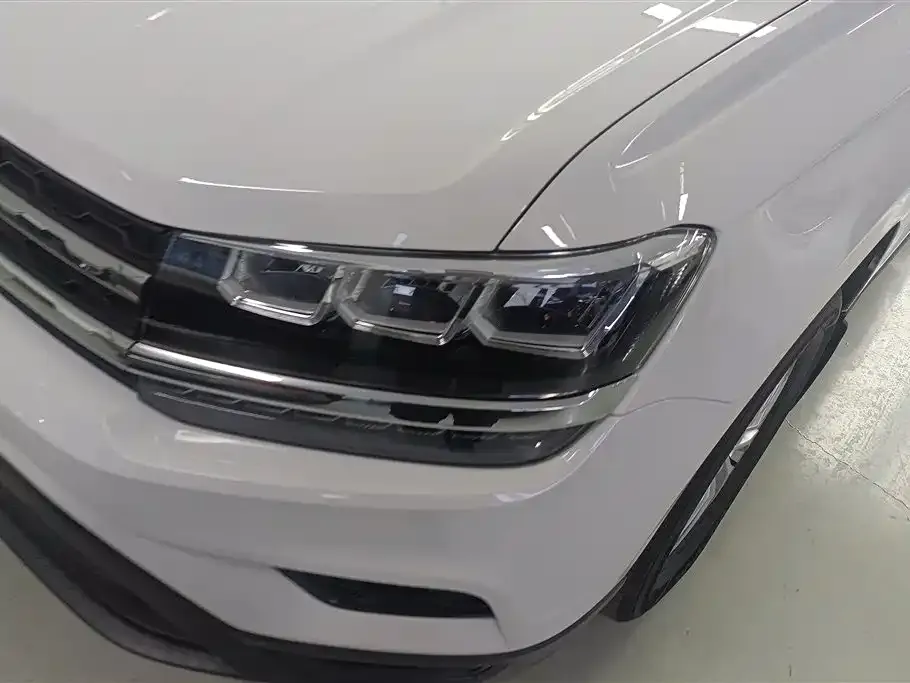 Volkswagen Tharu — фото 4