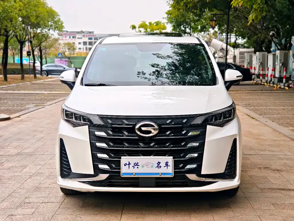 GAC Motor Trumpchi M6 — фото 10