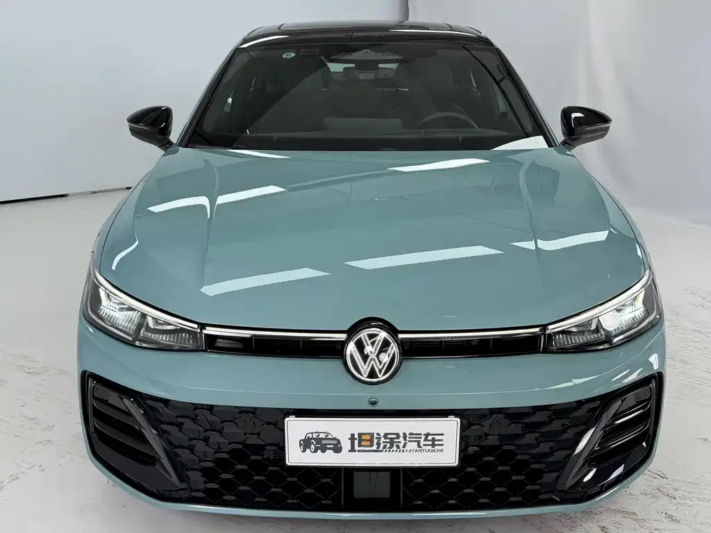 Volkswagen Passat — фото 4