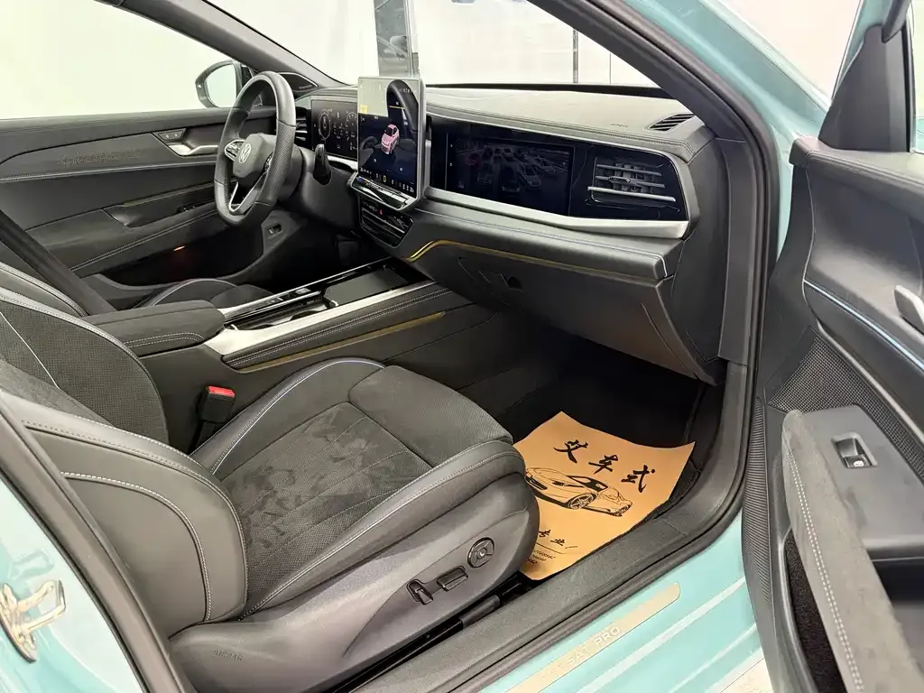 Volkswagen Passat — фото 7