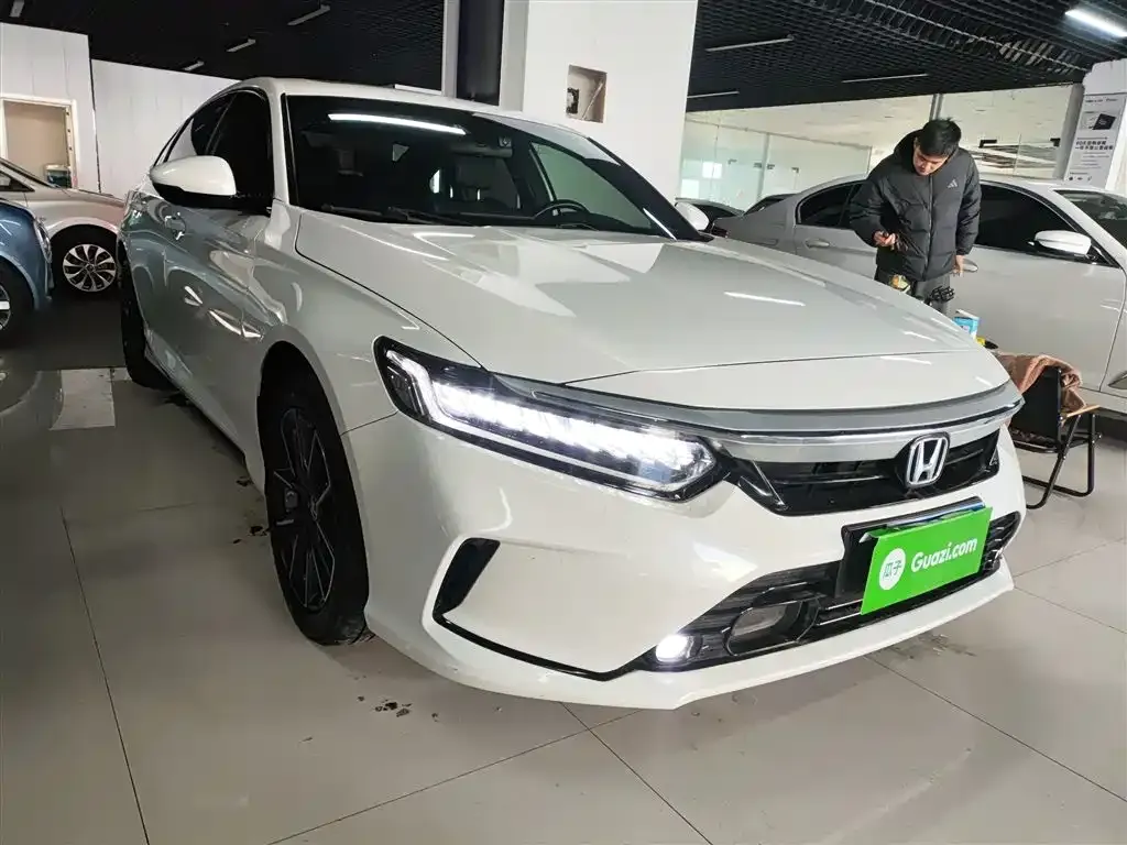 Honda Inspire — фото 5