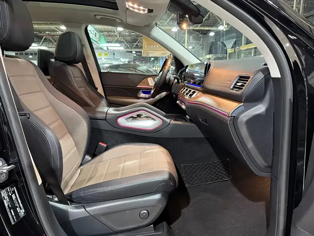 Mercedes-Benz GLS — фото 3