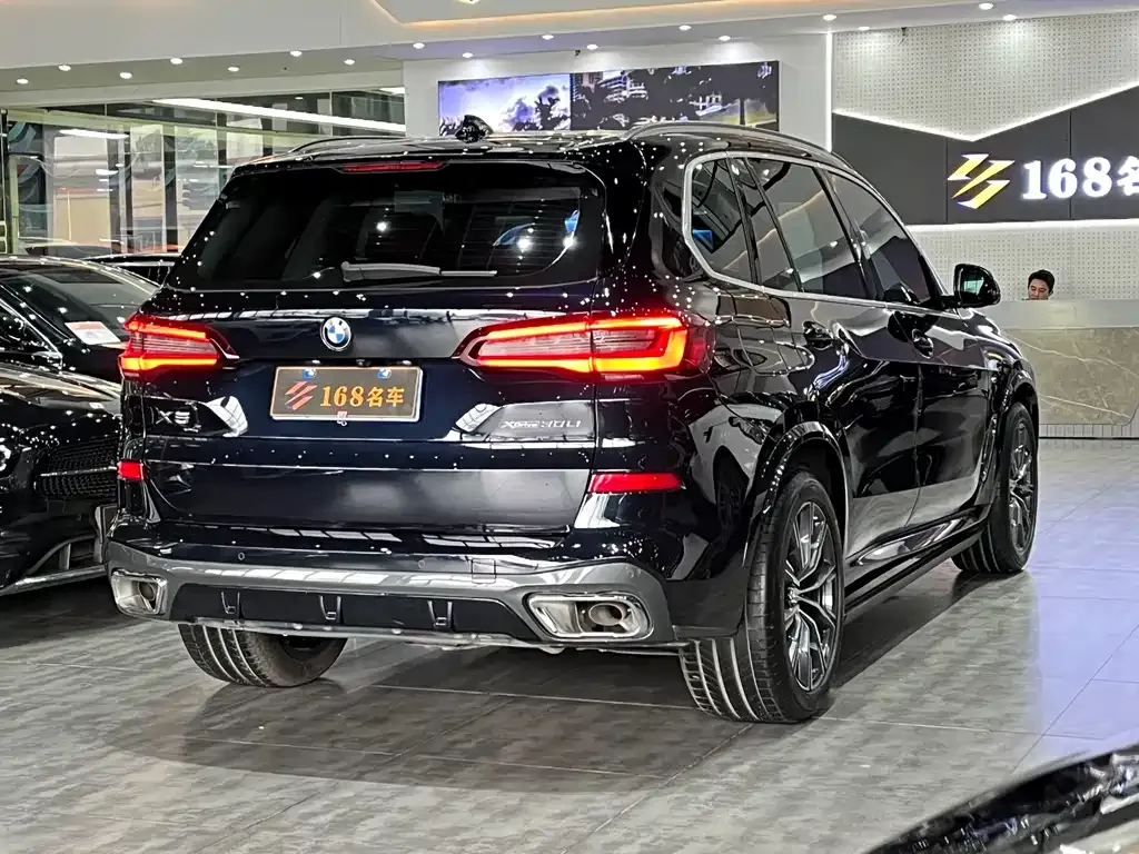BMW X5 — фото 10