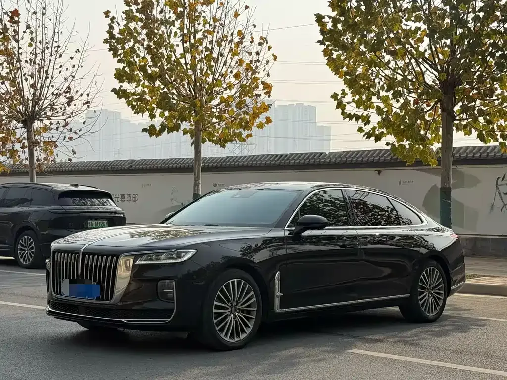 Hongqi H9 — фото 1