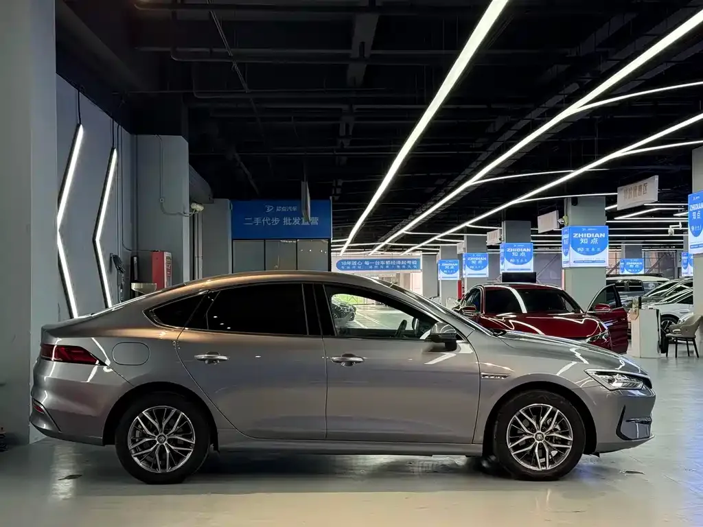 BYD Qin PLUS — фото 4