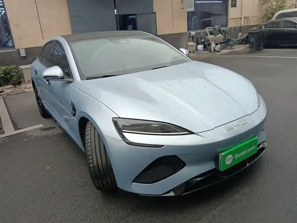 BYD Seal — фото 3
