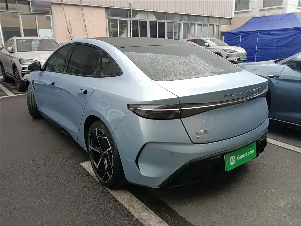 BYD Seal — фото 9