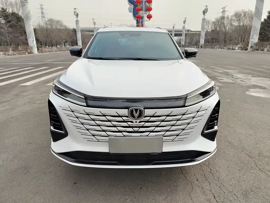 Changan CS75PLUS — фото 9