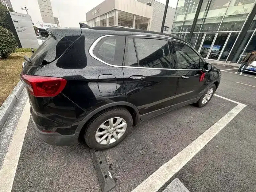Buick Envision Plus — фото 8