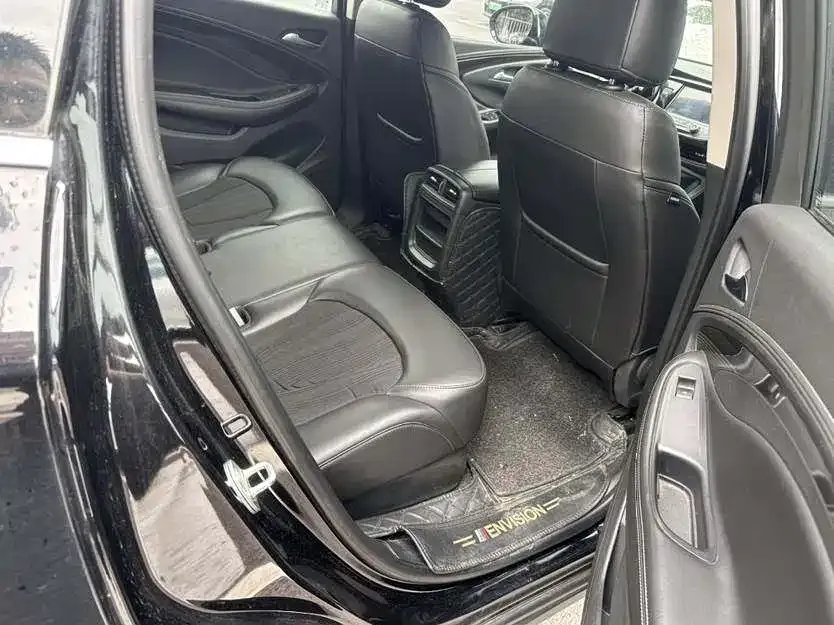 Buick Envision Plus — фото 4
