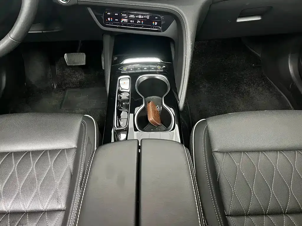 Buick Envision Plus — фото 10