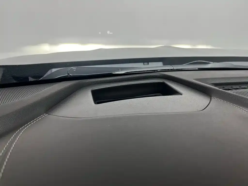 Buick Envision Plus — фото 2