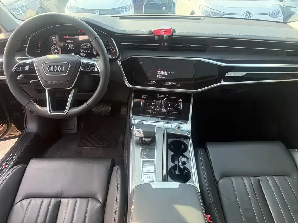 Audi A6L — фото 5