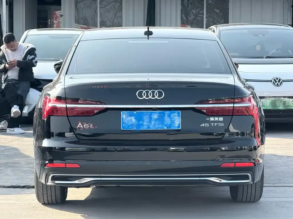 Audi A6L — фото 4