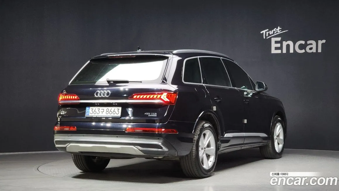 Audi Q7 — фото 3