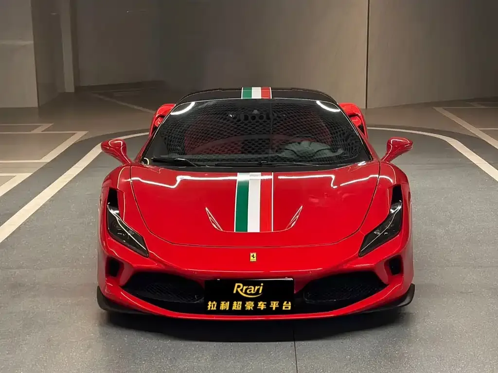 Ferrari F8 — фото 1