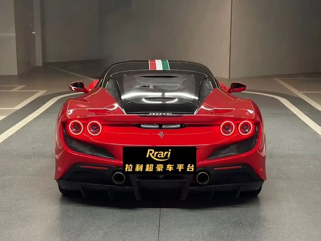 Ferrari F8 — фото 4
