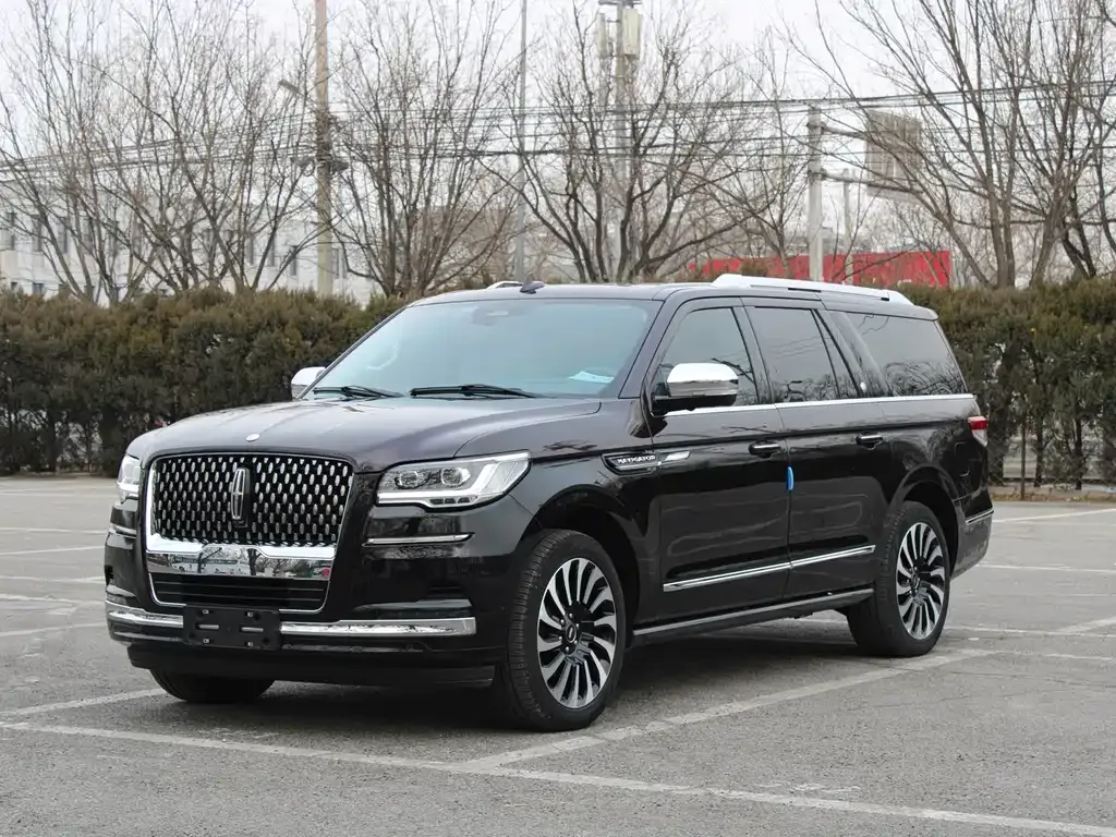 Lincoln Navigator One — фото 10