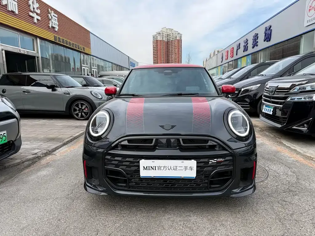 MINI JCW (John Cooper Works) — фото 6
