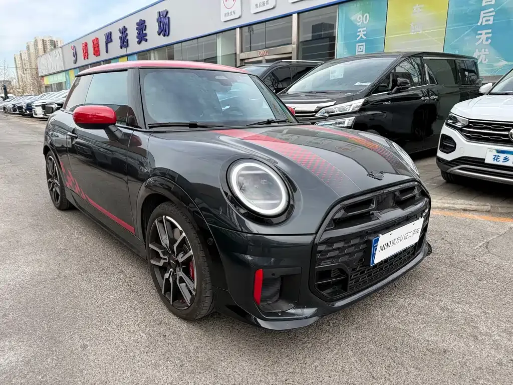 MINI JCW (John Cooper Works) — фото 10