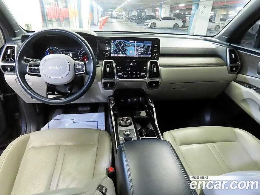 Kia Sorento — фото 8