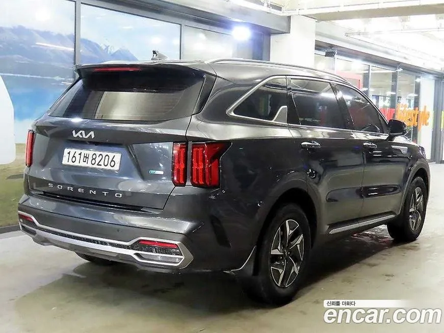 Kia Sorento — фото 7