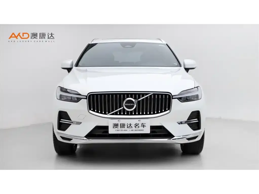 Volvo XC60 — фото 7