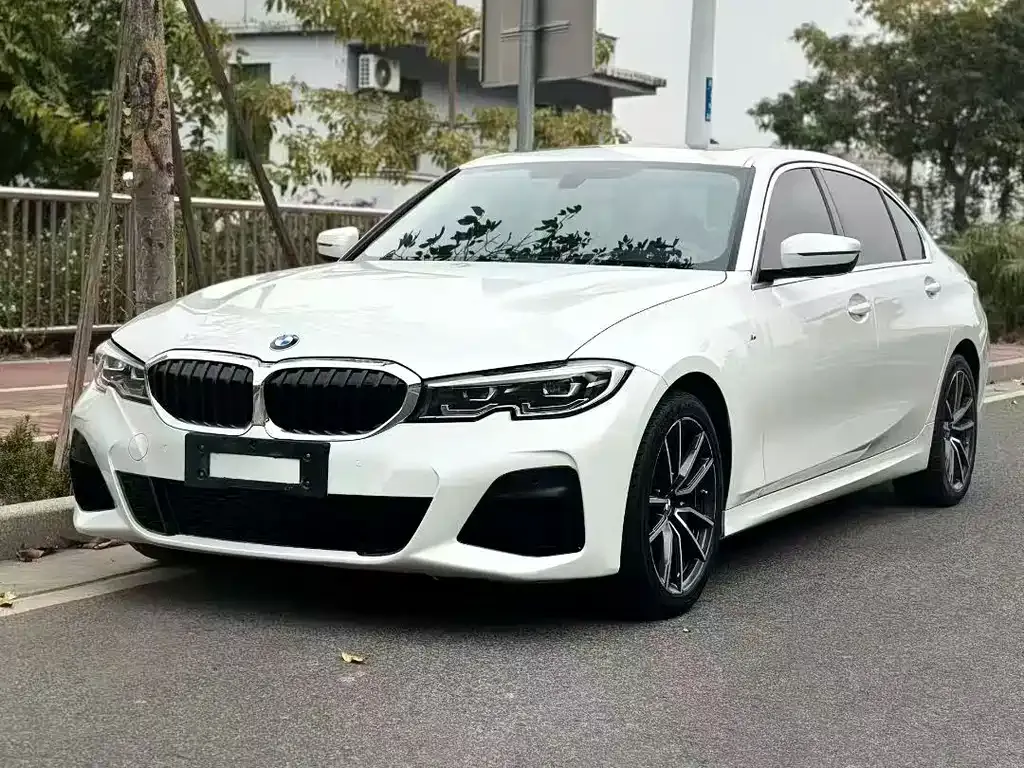 BMW 3 Series — фото 1