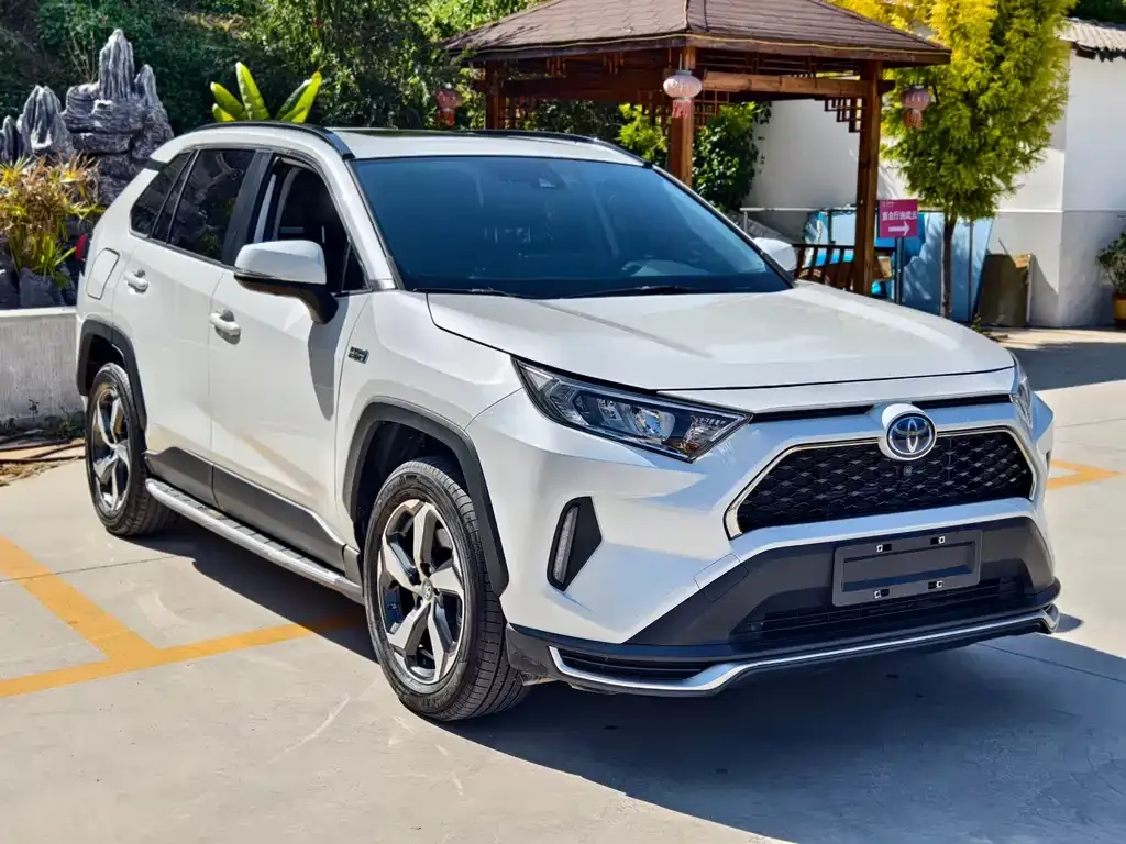Toyota RAV4 Prime — фото 3