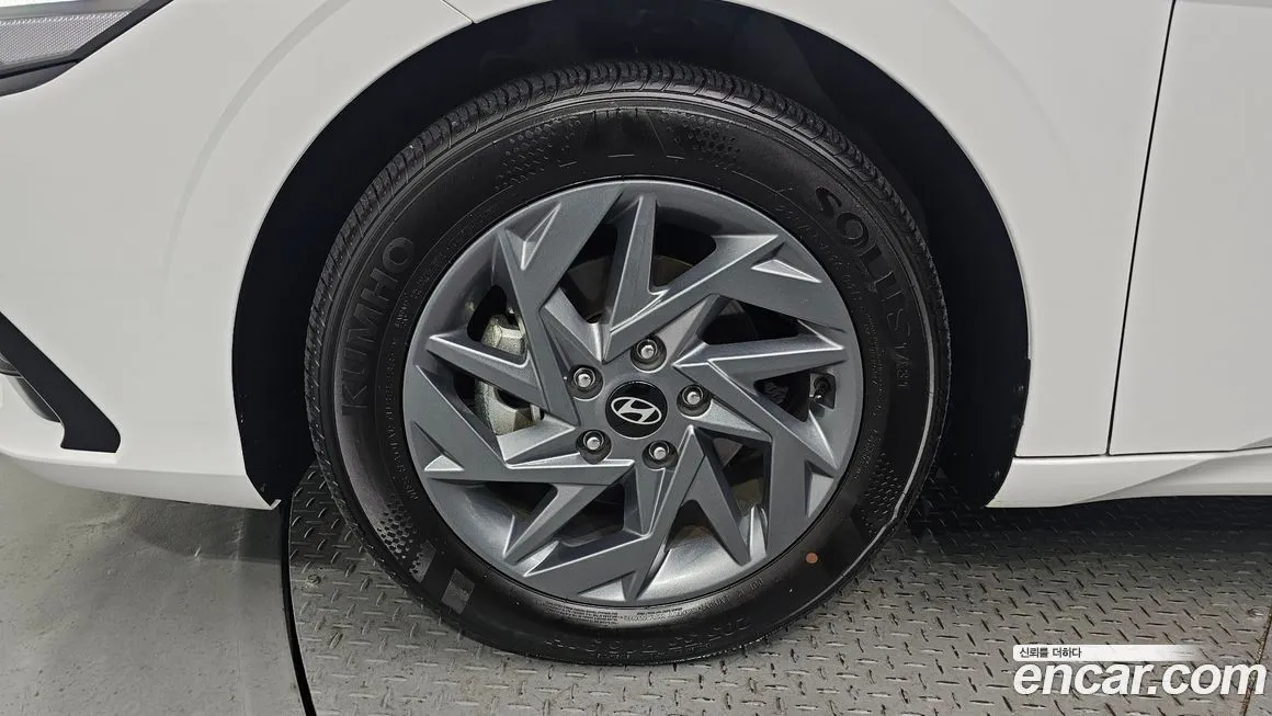 Hyundai AVANTE — фото 8