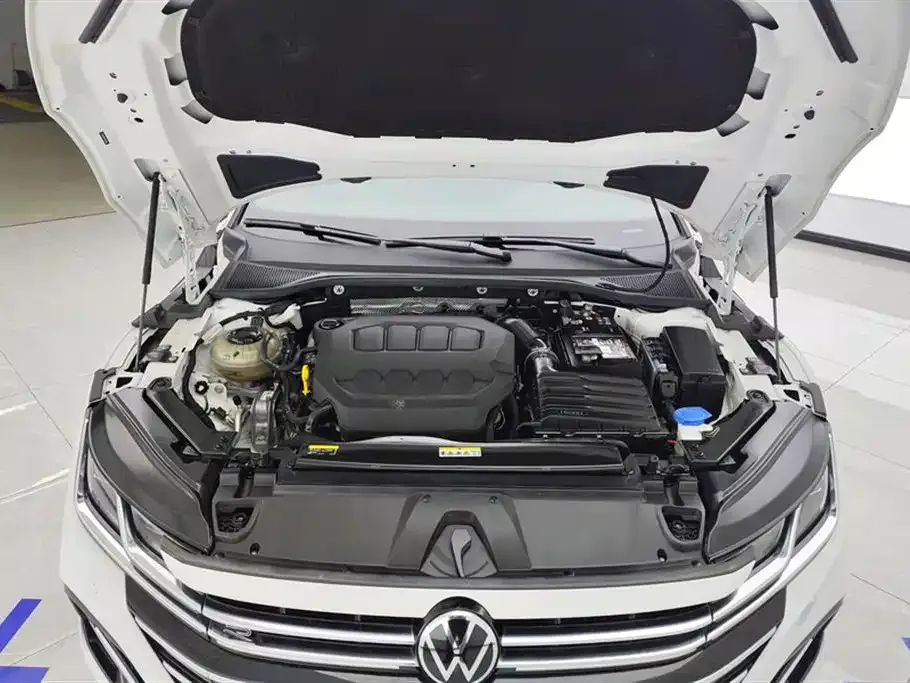 Volkswagen CC — фото 10
