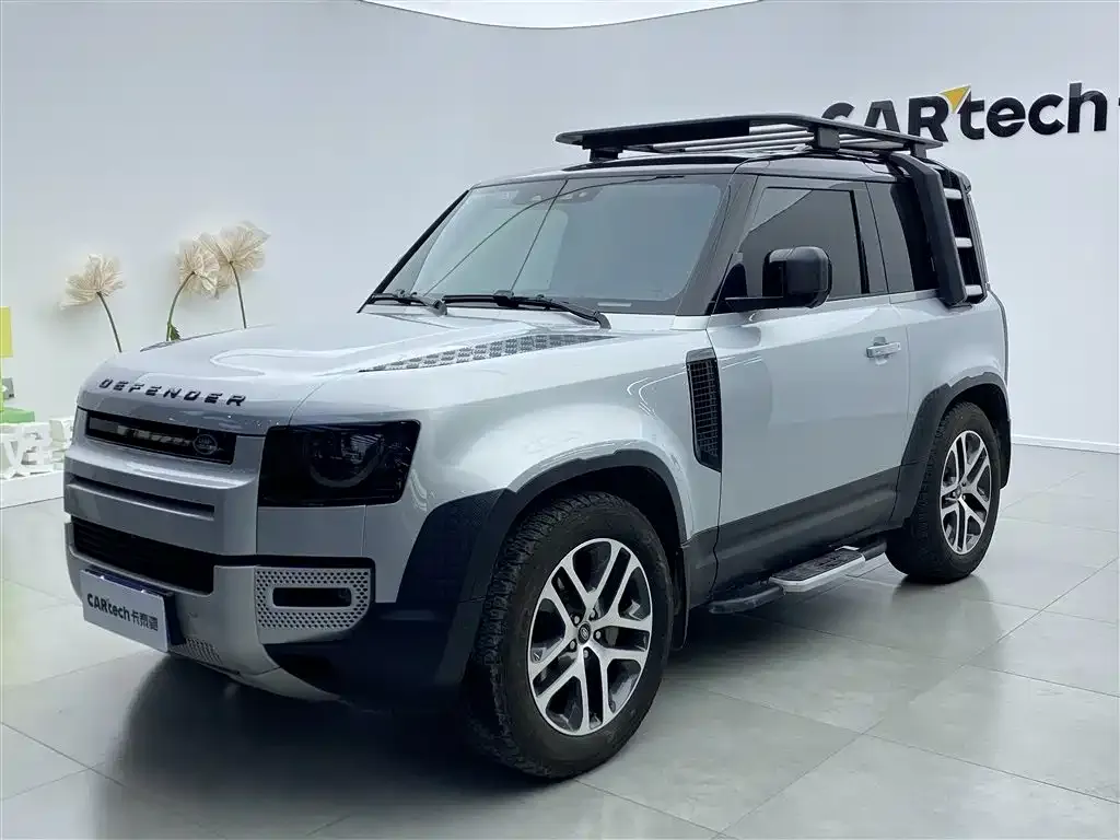 Land Rover Defender — фото 1