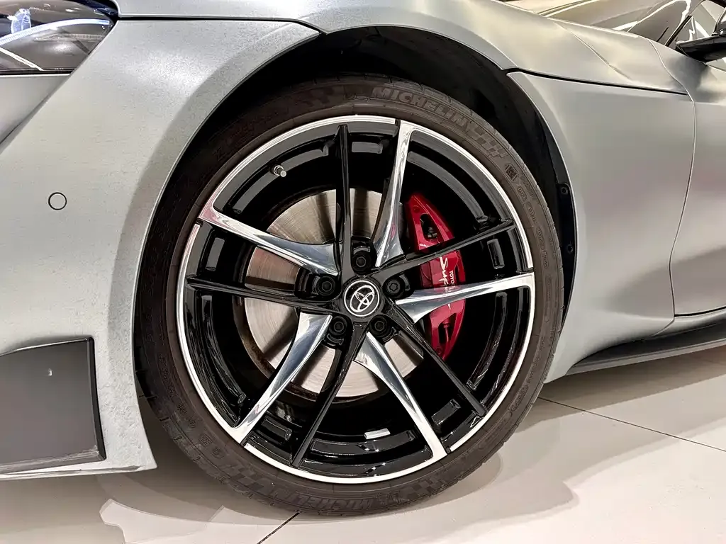 Toyota Supra — фото 8