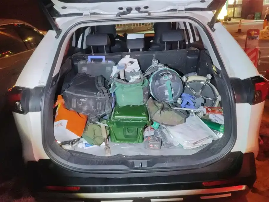 Toyota RAV4 — фото 10