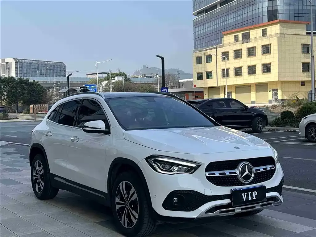 Mercedes-Benz GLA — фото 3