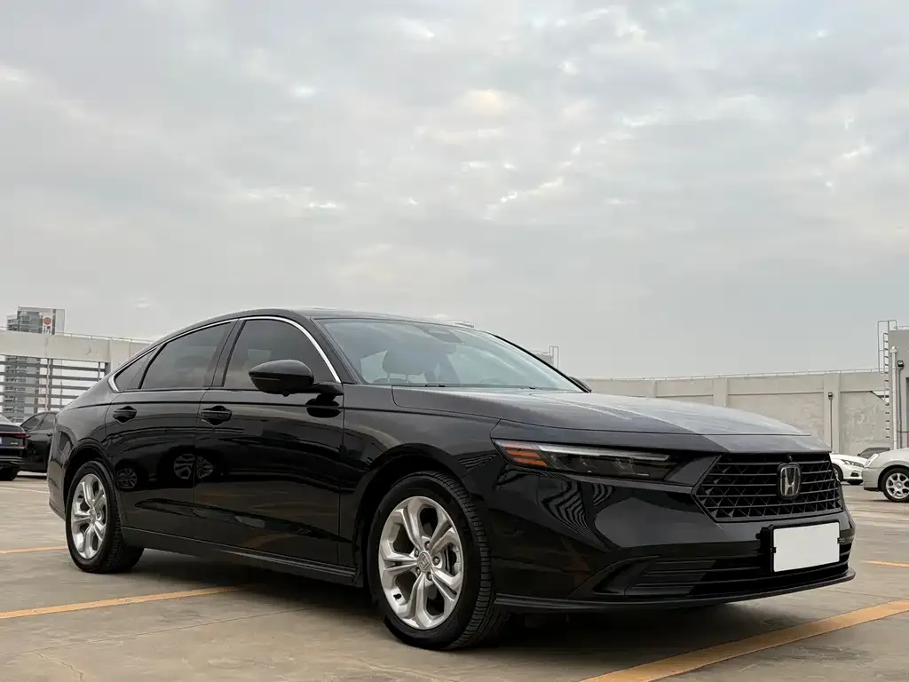 Honda Accord — фото 3