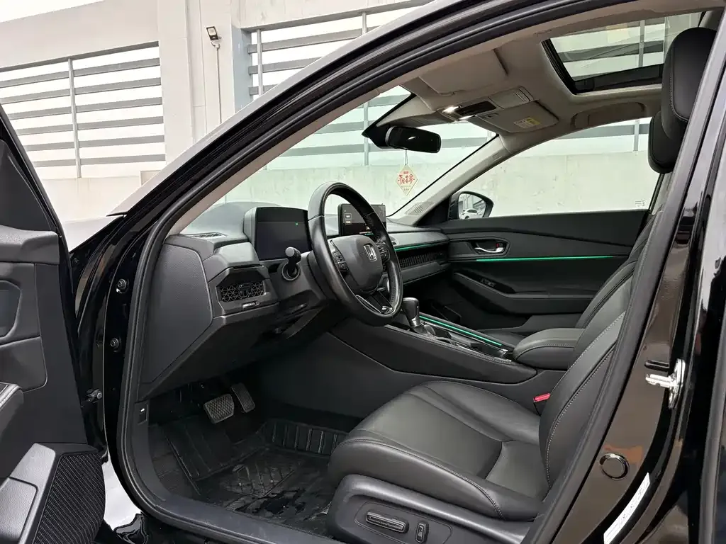 Honda Accord — фото 6