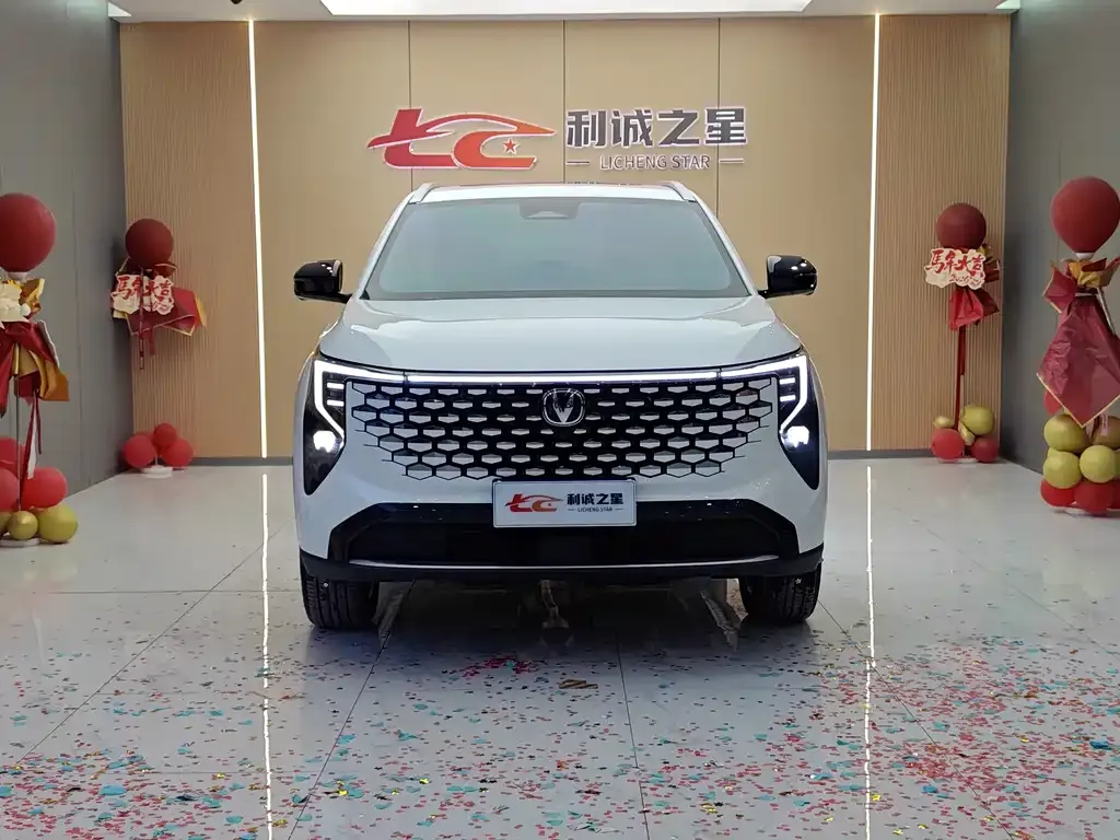 Changan CS55PLUS — фото 10