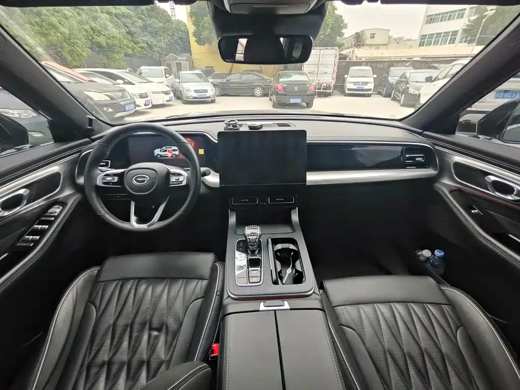 GAC Motor Trumpchi GS8 — фото 2