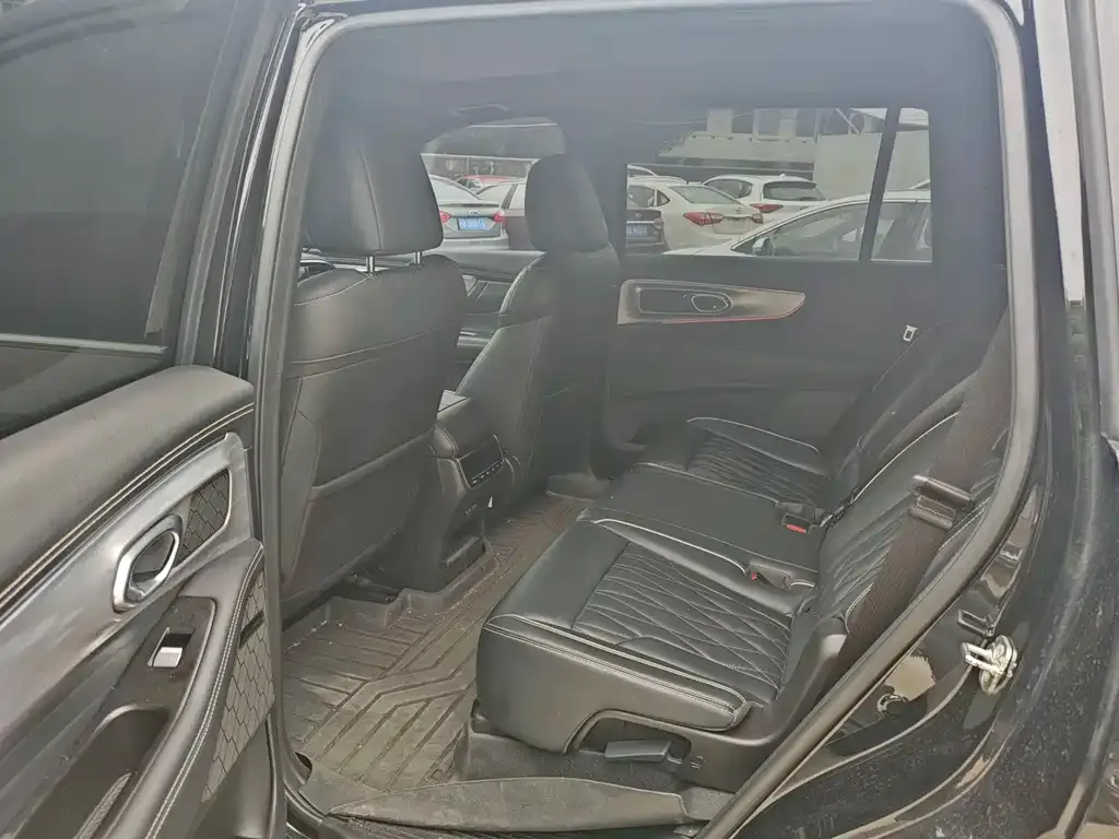 GAC Motor Trumpchi GS8 — фото 4