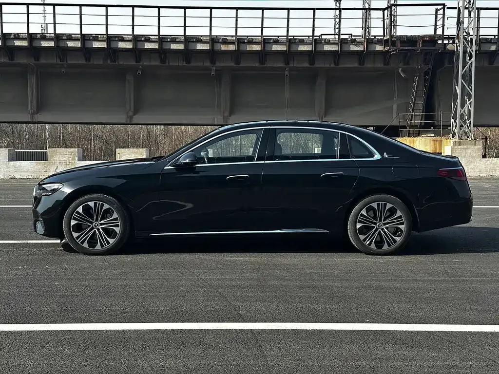 Mercedes-Benz E-Class New Energy — фото 5